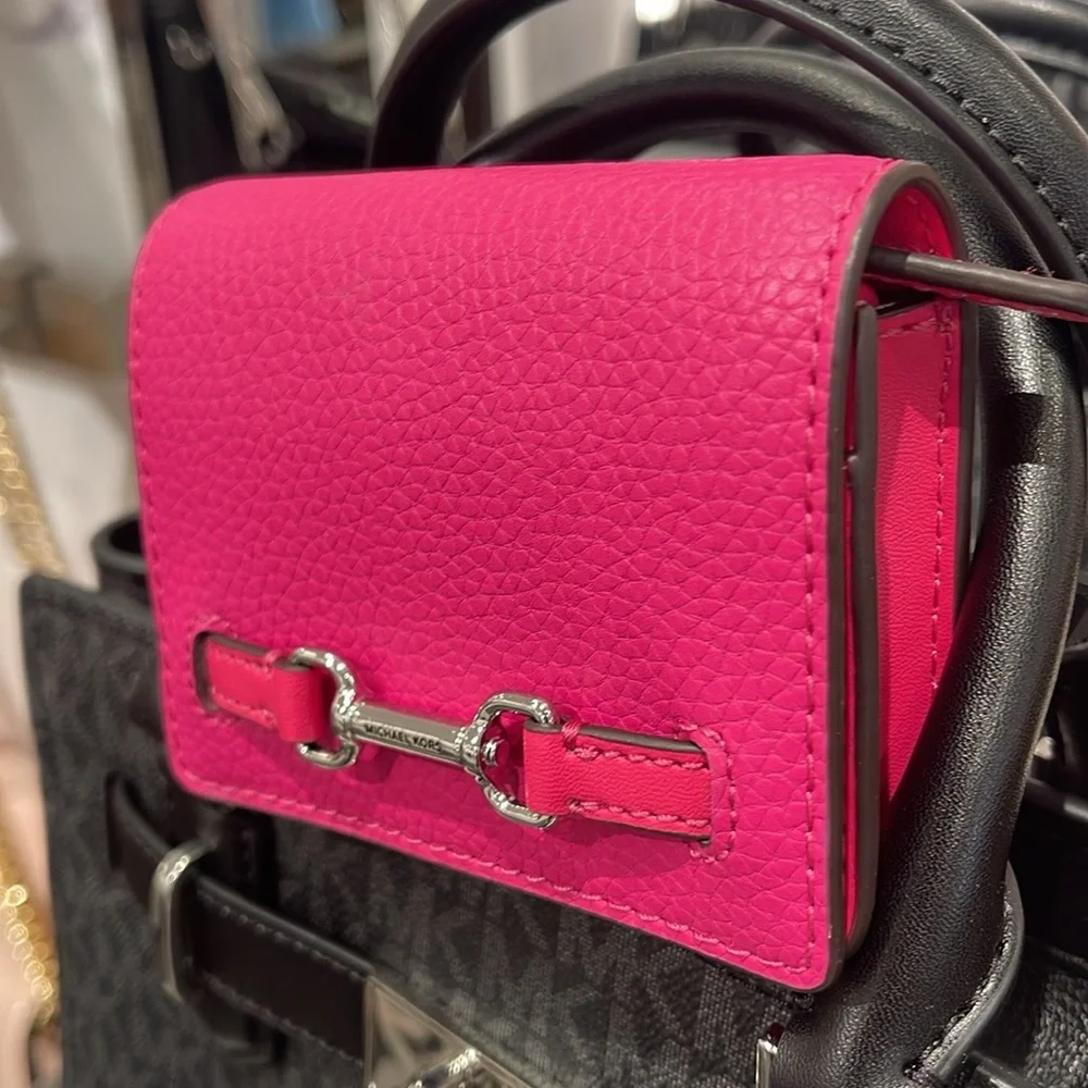MICHAEL KORS Carson Small Pebbled Leather Flap Wallet DRAGONFRUIT NWT